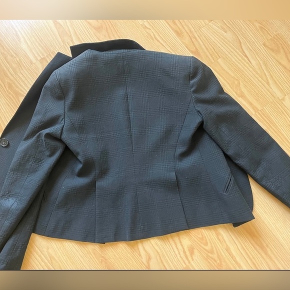 Theory Cropped Jacket Blazer Top Cotton Wool Black Sz 6 - Picture 3 of 6